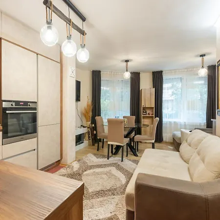 Elegant 2br | 5 Min Walk To Sea Garden Lägenhet
