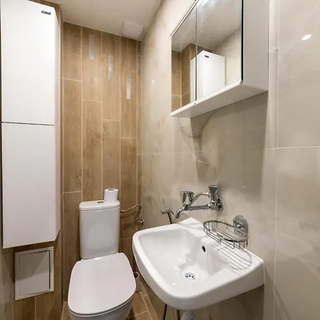 Elegant 2br | 5 Min Walk To Sea Garden Lägenhet