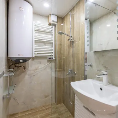 Apartmán Elegant 2br | 5 Min Walk To Sea Garden